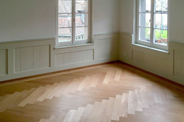 Parkettboden eines Objekts im Kanton Zug